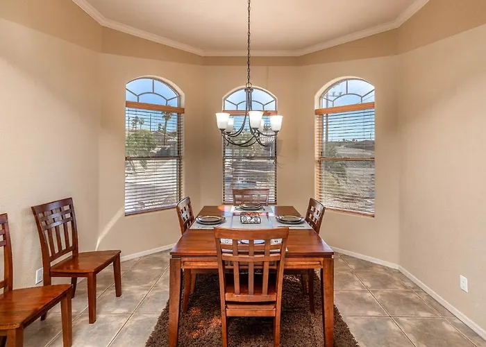 Cozy Retreat Games, Pool Table Holiday home Lake Havasu City