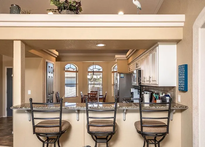 Cozy Retreat Games, Pool Table Holiday home